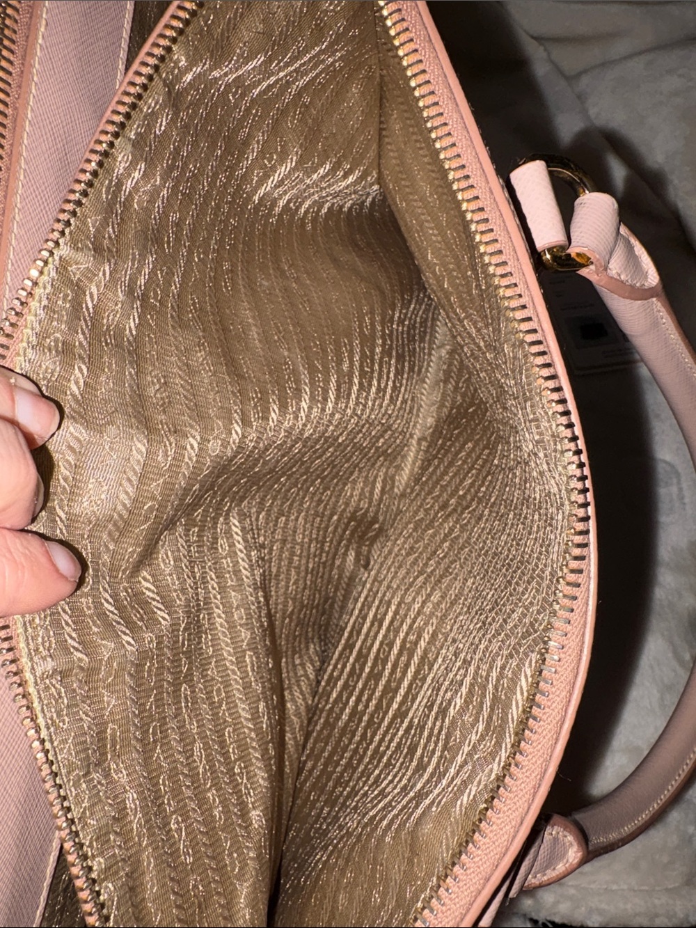 Prada Blush Pink Saffiano Double-Zip galleria with crossbody strap. COA - Picture 9 of 15